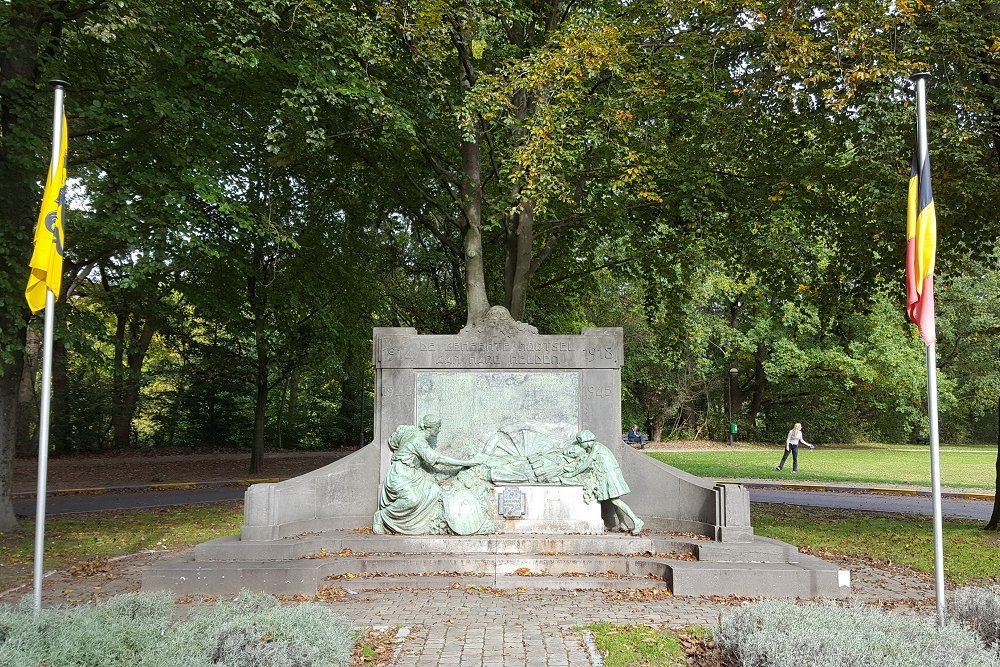 Oorlogsmonument Mortsel #1