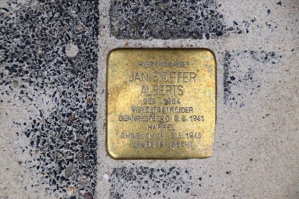 Stolperstein Tweede Spoorstraat 1