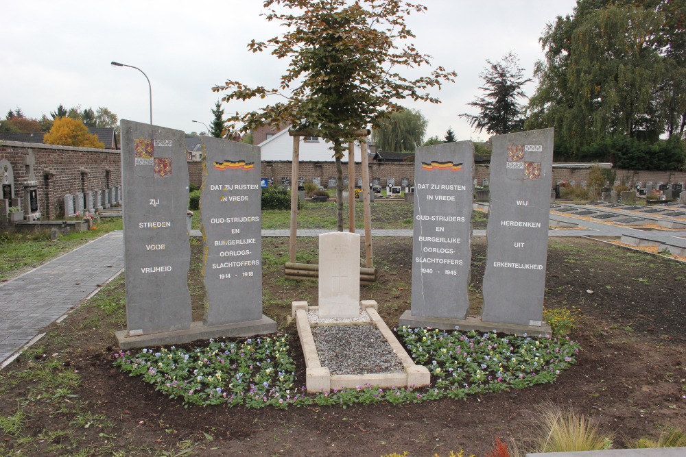 Commonwealth War Grave Destelbergen #2