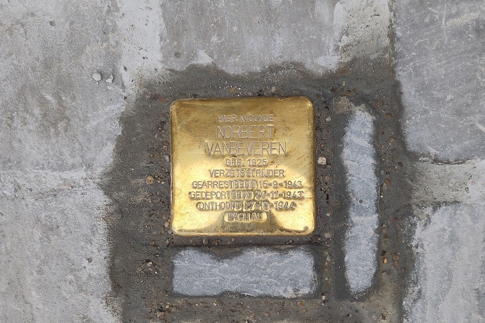 Stolperstein Karel de Stoutelaan 70 #1