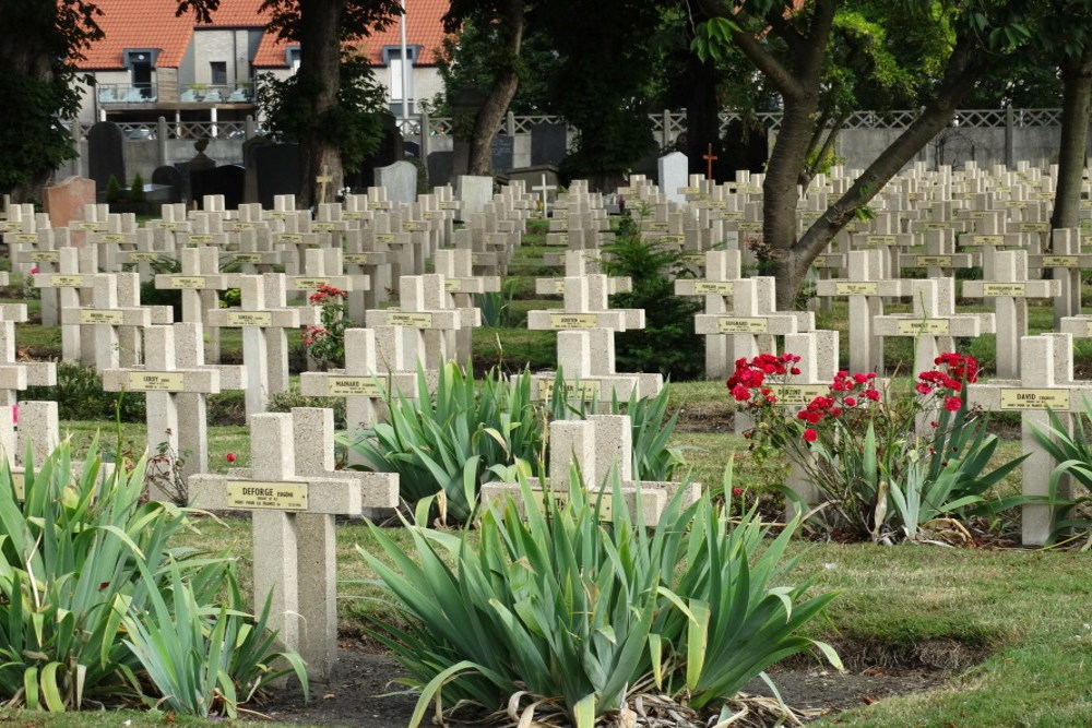 French War Cemetery Dunkerque #2