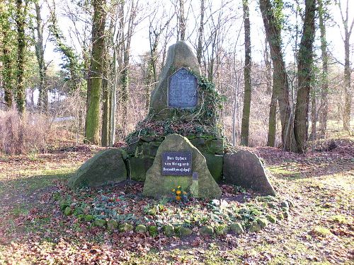Oorlogsmonument Klein Gottschow #1