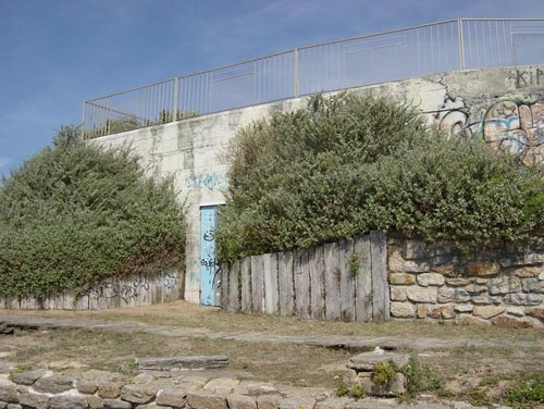 German Bunker 2  Larmor-Plage #3