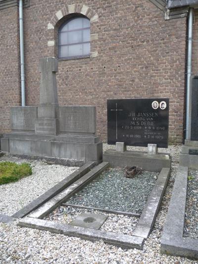 Dutch War Grave Hulsberg #1