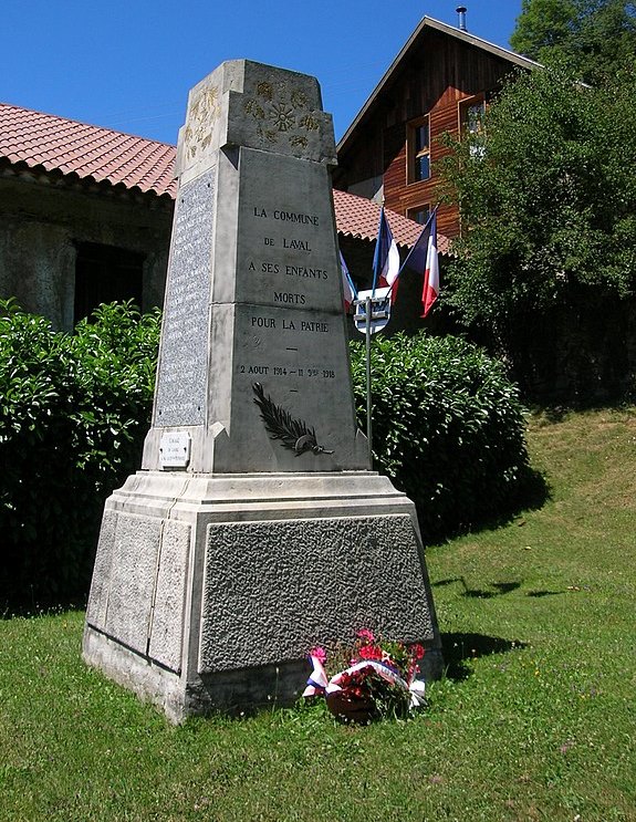 Monument Eerste Wereldoorlog Laval #1