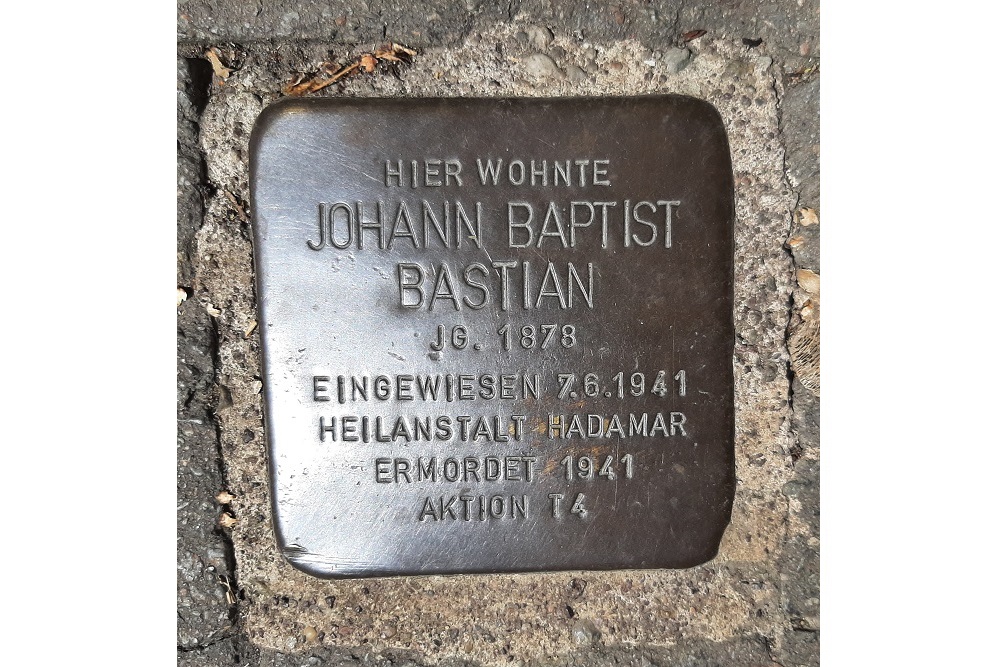 Stolperstein Wallstrae 8 #1