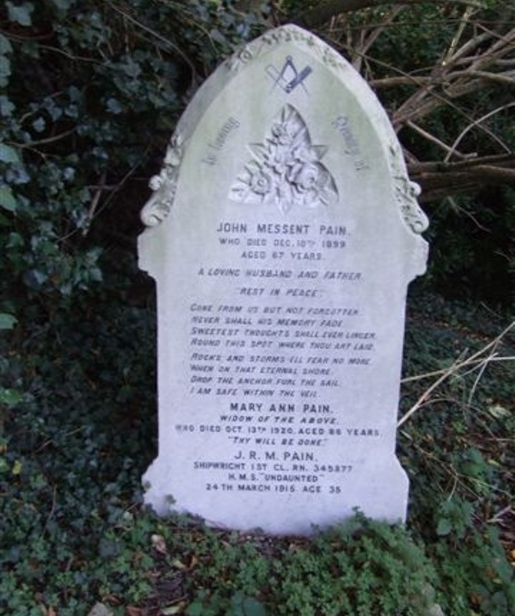 Commonwealth War Grave St. Mary Churchyard #1