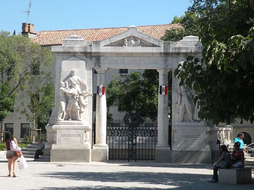 Oorlogsmonument Nimes