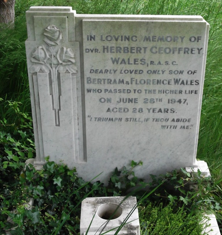 Commonwealth War Grave Gorefield Congregational Churchyard