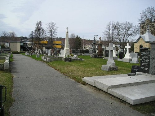 Oorlogsgraven van het Gemenebest Saint-Georges-de-Beauce Roman Catholic Cemetery #1