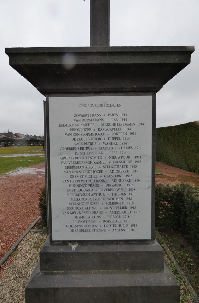 War Memorial Cemetery Haaltert #4