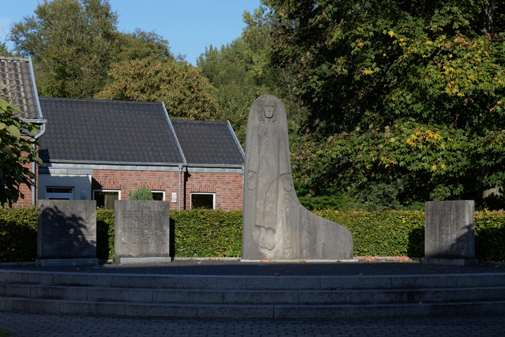 Monument Oorlogsslachtoffers Selfkant Wehr #1