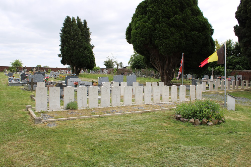 Commonwealth War Graves Angreau #1
