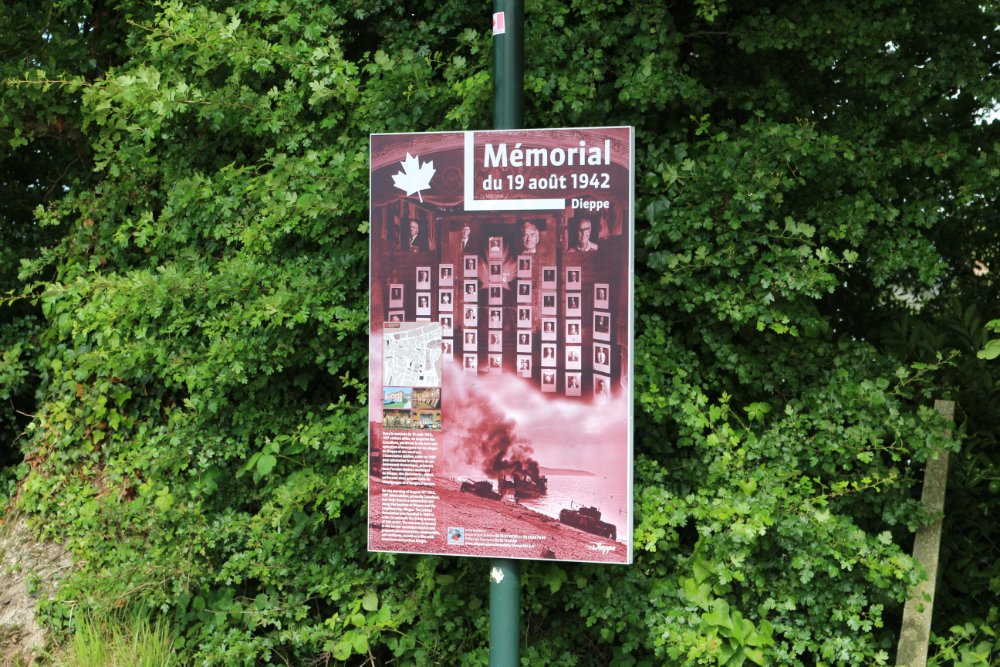 Monument Essex Scottish Regiment Canada #3