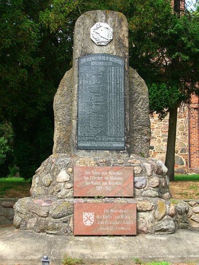 War Memorial Spornitz #1