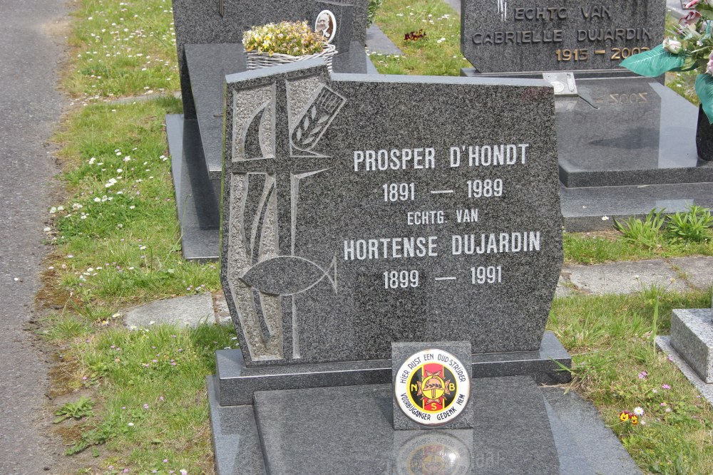 Belgian Graves Veterans Nederzwalm-Hermelgem #2