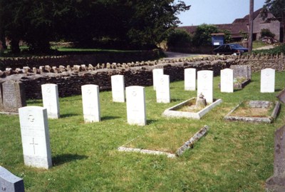 Commonwealth War Graves St. Giles Churchyard Extension