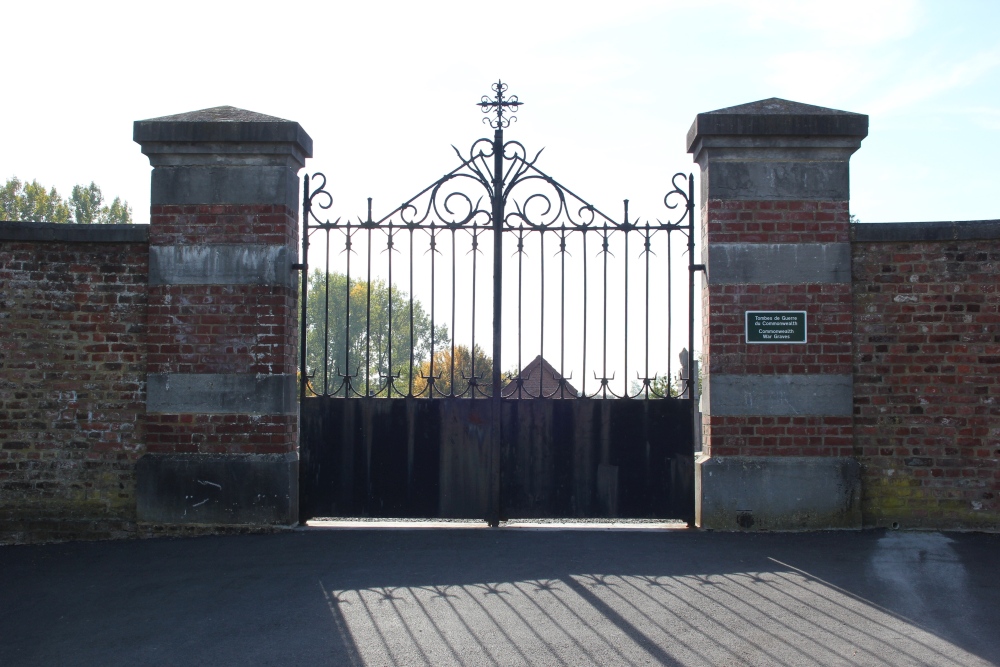 Commonwealth War Graves Graty