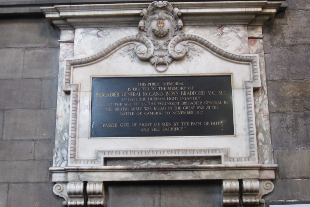 Oorlogsmonument St Cuthberts Church Darlington #2