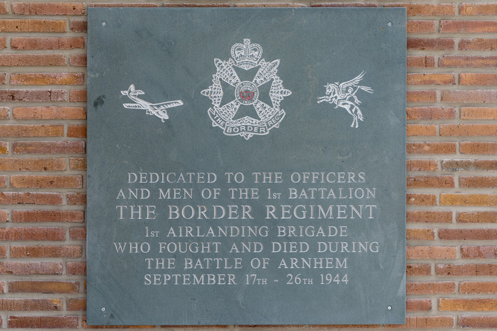 Gedenktekens 1st Border Regiment & Dorset Regiment Westerbouwing #2