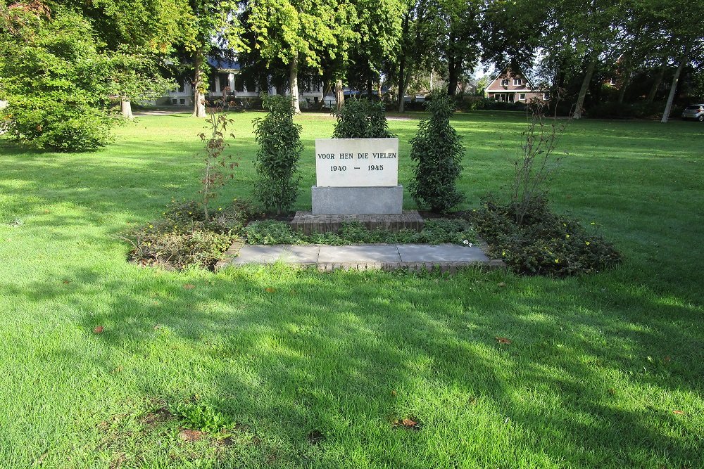 Oorlogsmonument Tuk