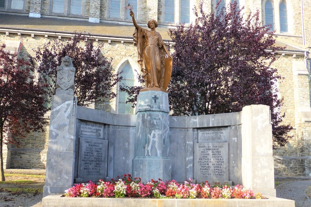 Oorlogsmonument Paliseul #1