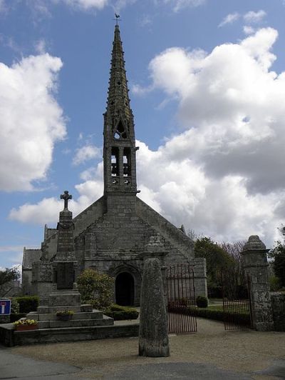 War Memorial Saint-Jean-Trolimon #1