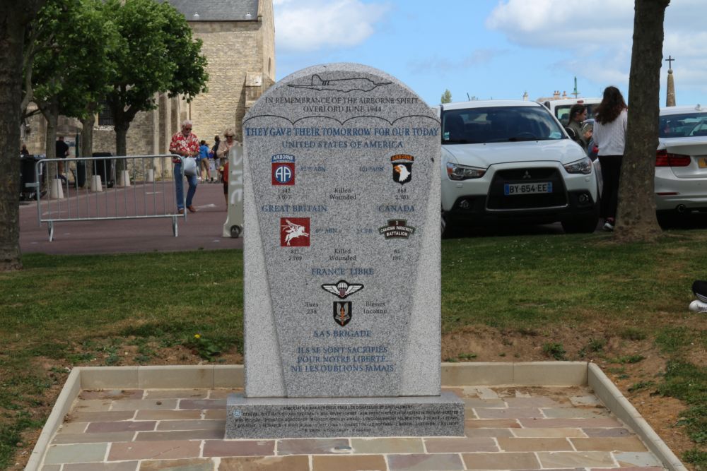 Monument Bevrijders Sainte-Mère-Église #1