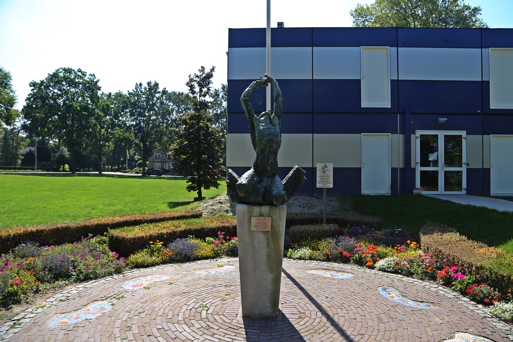 Liberation Memorial Bemmel #1