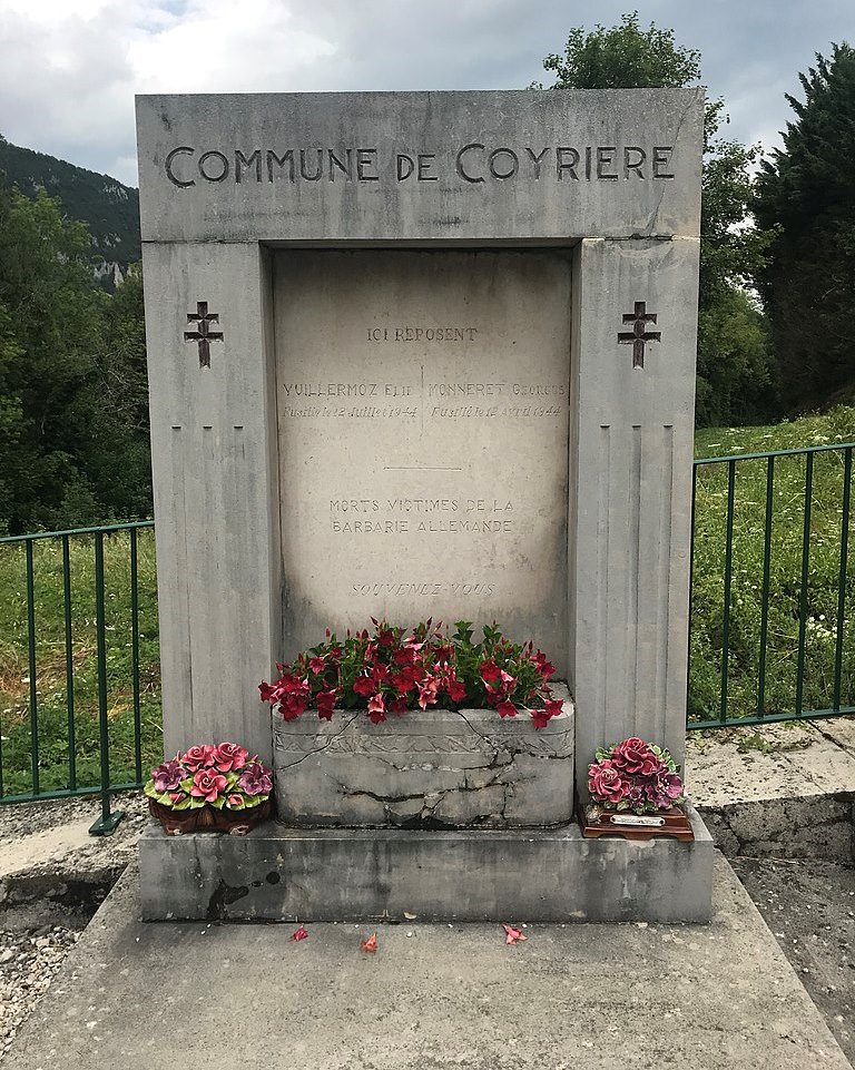 Franse Oorlogsgraven Villard-Saint-Sauveur