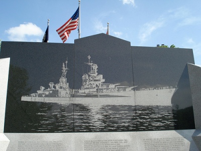 Monument U.S.S. Indianapolis #1