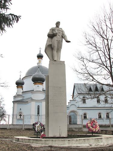 War Memorial Ruzhichnaya #1