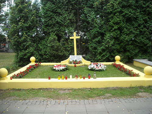Poolse Oorlogsgraven Katholieke Begraafplaats Radzymin #4