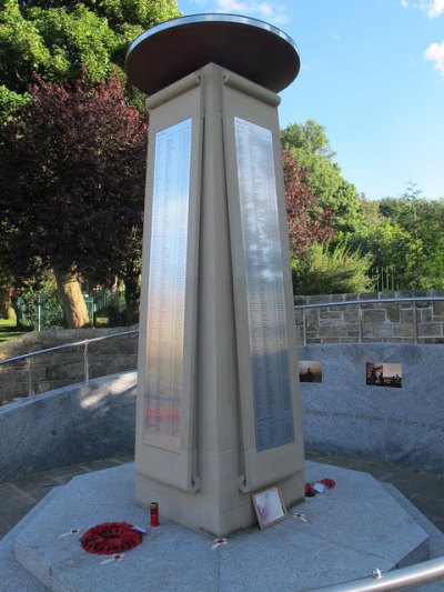 Oorlogsmonument Bramley, Rodley en Stanningley #1