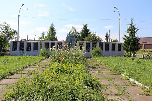 War Memorial Illintsi #1