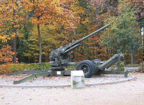 American 90mm Gun Kalmthout