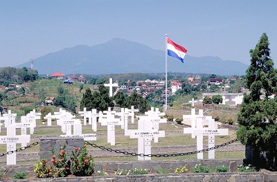 Dutch War Cemetery Candi #1