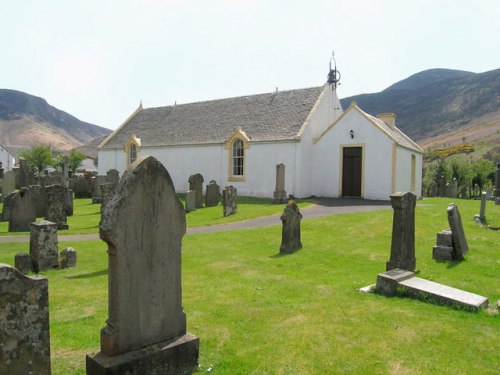 Commonwealth War Graves Lochranza Parish Churchyard