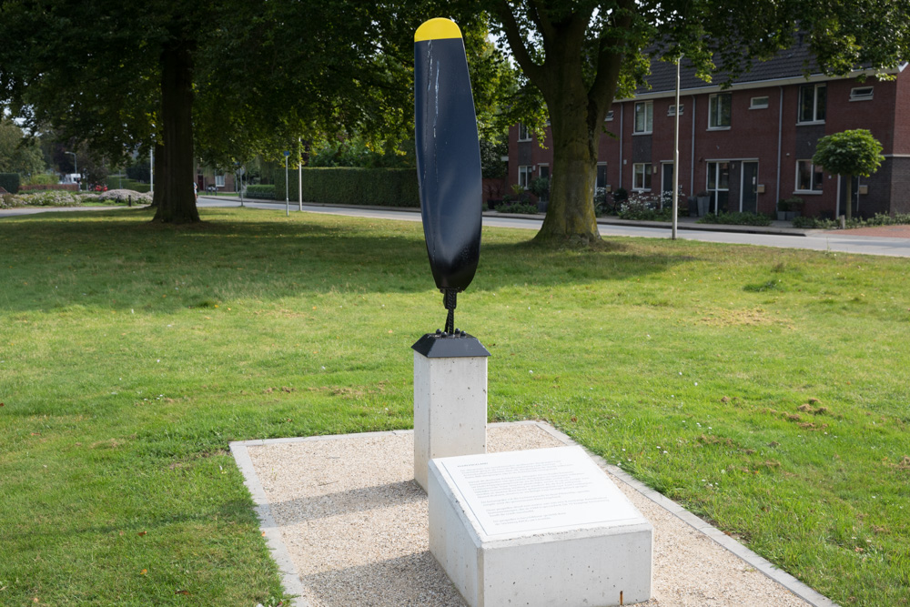 Monument 'Klein Engeland' #1