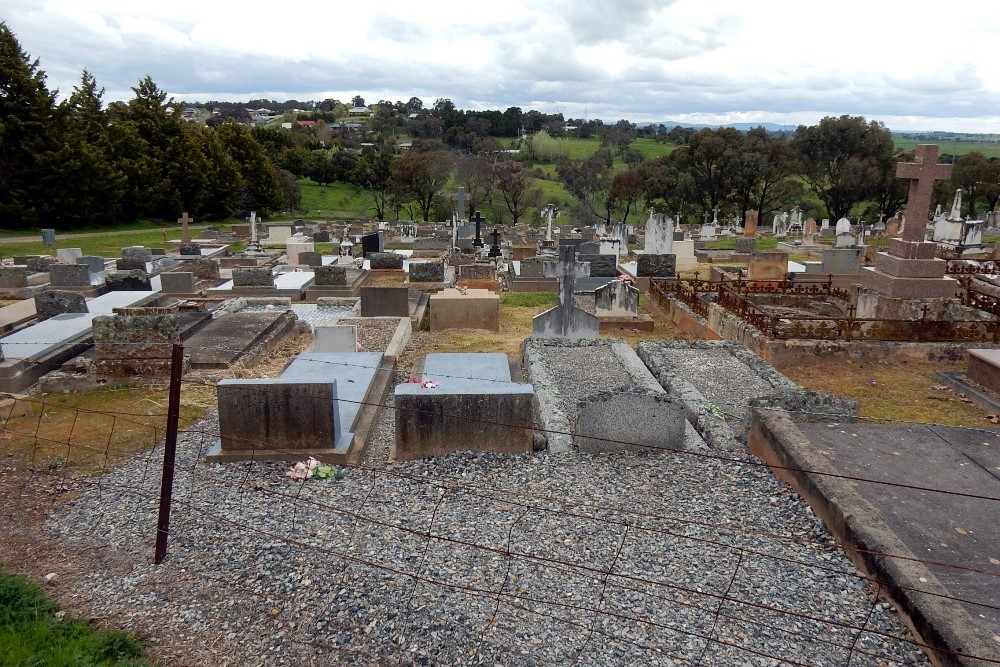 Commonwealth War Graves Yass Cemetery