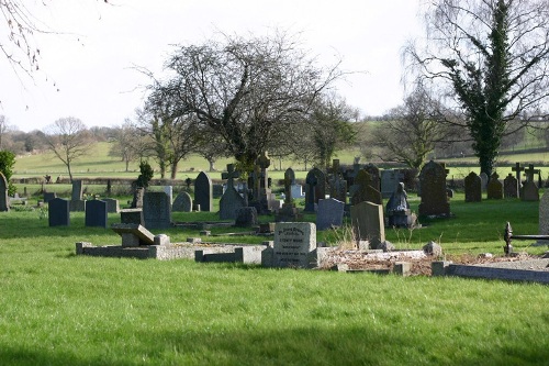 Oorlogsgraven van het Gemenebest St Peter and St Paul Churchyard #1