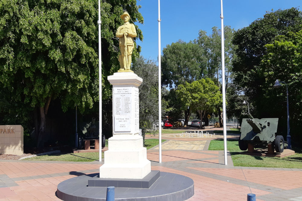 Oorlogsmonument Mareeba #1