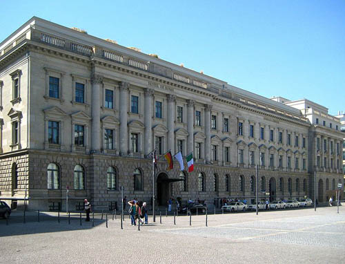 Former Geschftszentrale der Dresdner Bank Berlin #1