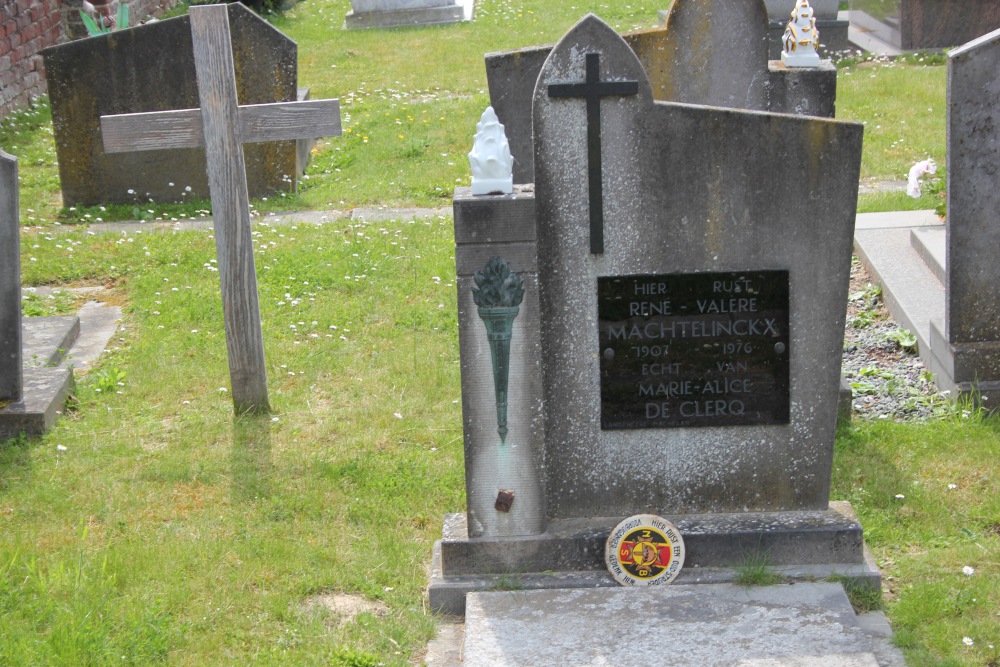 Belgian Graves Veterans Nederzwalm-Hermelgem #4