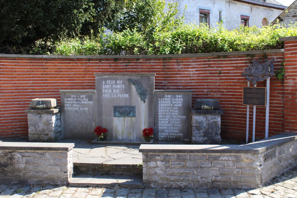 War Memorial Sars-la-Bruyère