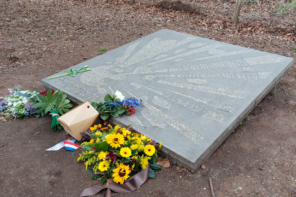 Memorial Killed British Soldiers #1