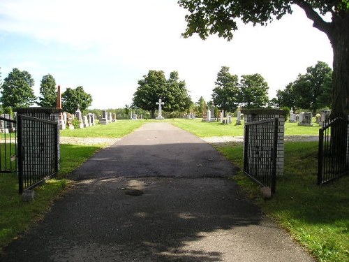 Commonwealth War Grave L'Avenir Cemetery #1