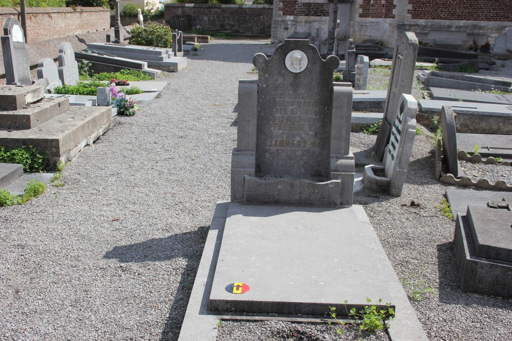 Belgian Graves Veterans Longueville #2