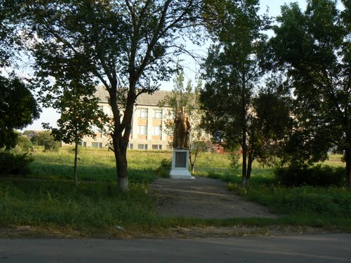 Mass Grave Soviet Soldiers Proletarske #1