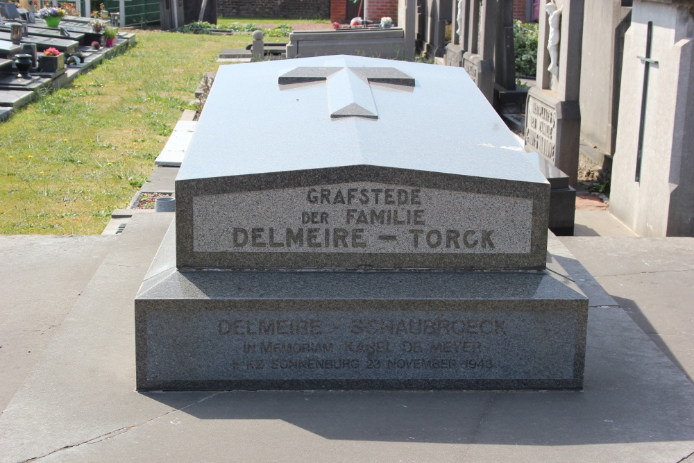 Belgian Graves Veterans Petegem-aan-de-Leie #4